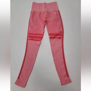 BOMBSHELL SPORTSWEAR Elite Peach Coral Seamless Leggings Size XS/S Womens